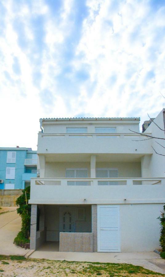 Apartment E&M Pag Town Εξωτερικό φωτογραφία
